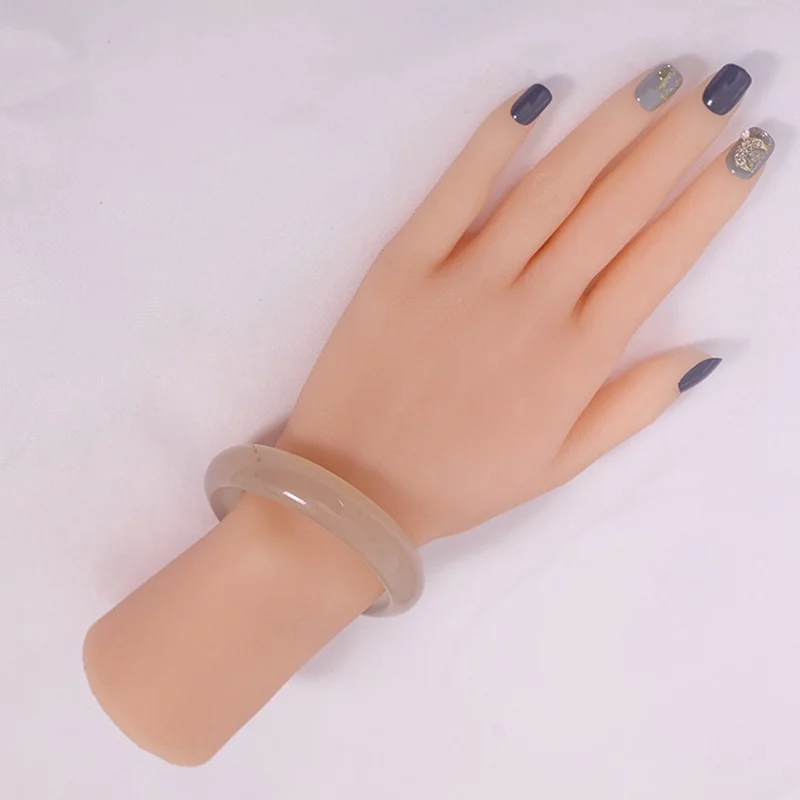 1 Чифт Женски Силиконови Реалистични Фалшиви Ръце Гъвкави Пръсти С Метален Виртуален Скелет За Практикуване На Ноктите Бижутериен Дисплей Модел Ръце . ' - ' . 2