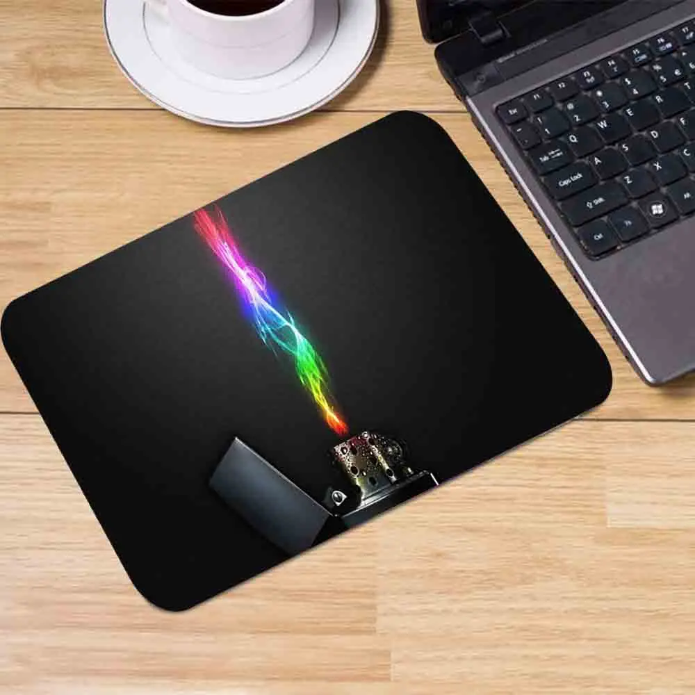Най-продаваният малък подложка за мишка 22x18 см, с цветни черен фон модел Маса за лаптоп за Ежедневна офис геймърска подложка за мишка Игрална маса . ' - ' . 2