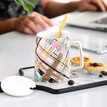 Подаръчен комплект за чаши творческа личност офис проста керамична чаша с лъжица