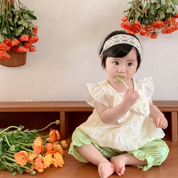 2023 Корейски летен комплект дрехи от 2 теми за новородени момичета, муслиновый топ с ръкави-като и лък, костюм със зелени панталони, костюми за малките момичета